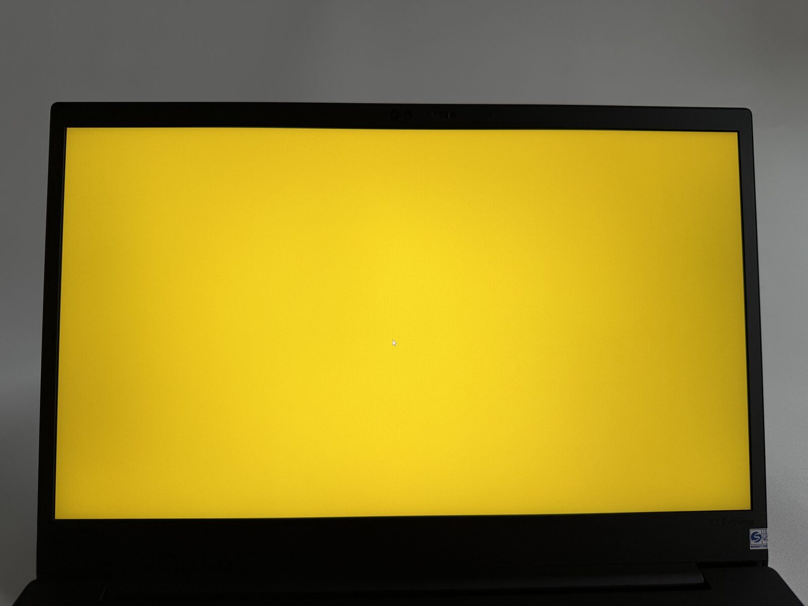 Pixel walk — kuning